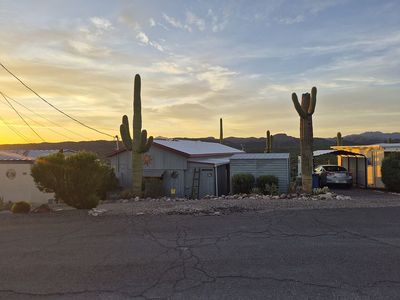 12 W Sahuaro Dr