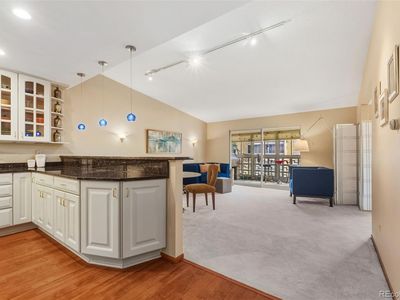 710 S Clinton Street Bldg 8 #6B