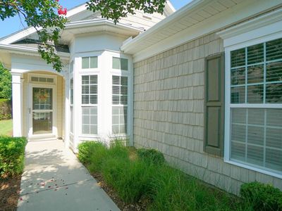 542 Tomkins Loop