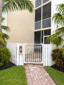 7775 YARDLEY Drive #115