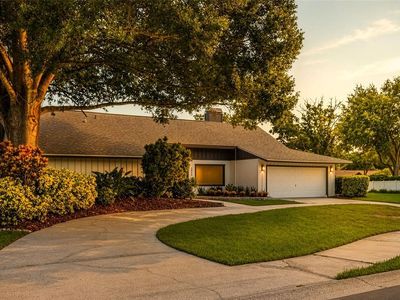 1736 PINE CREEK COURT