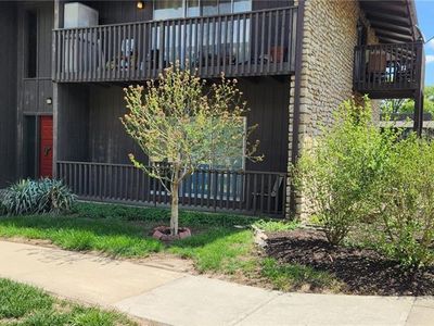 419 W 104th St APT B