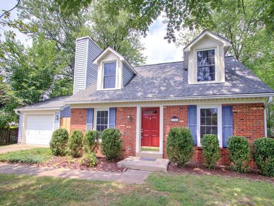 12806 Fantasia Dr