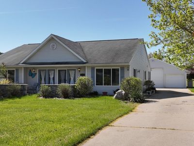 1239 Clubhouse Dr