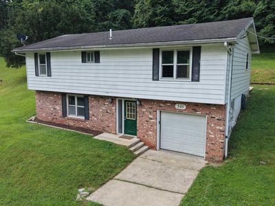 546 Moyer Hollow Rd
