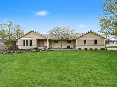 900 Rock Dr