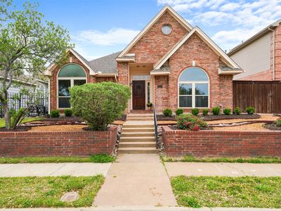 411 Red River Trl