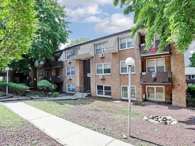 180 Kearsing Parkway #B