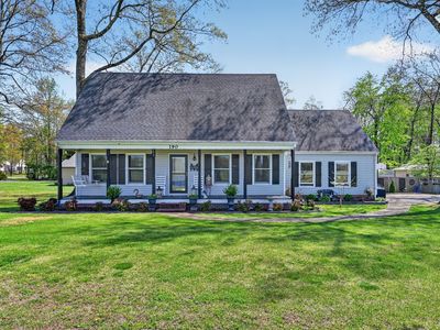 190 Hooper Rd