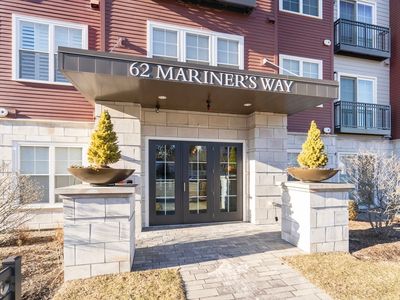 62 Mariners Way UNIT 210