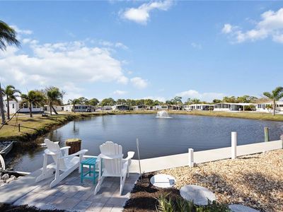 2 S BOTANY BAY CIRCLE