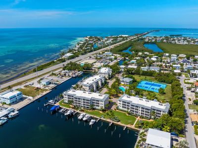 101 Gulfview Dr #204 & 30