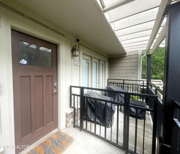 3950 Cherokee Woods Way APT 210