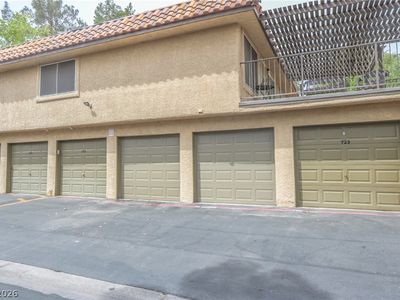 721 Nectarine Ct