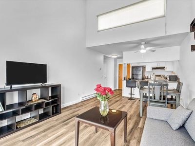8034 Linda Vista Rd APT 2V