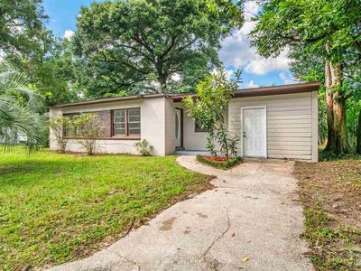 Property at 5502 Essex Rd, Pensacola, FL