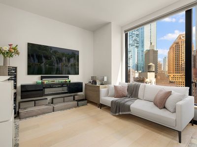 11 Hoyt St APT 14E