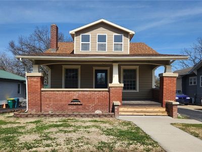 208 Main St