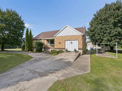 2562 Black Wolf Ave