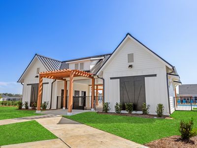 1033 Lauryn Oak Loop