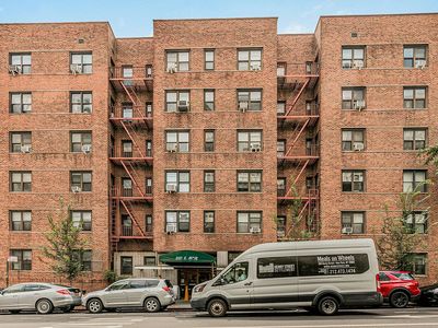 350 E 30th St APT 5N