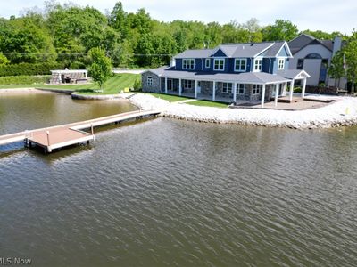 2166 NE River Rd