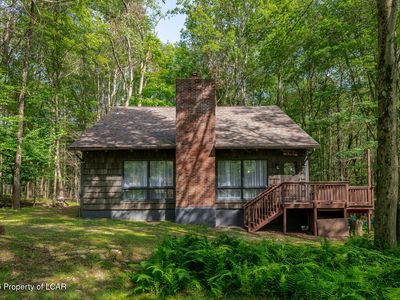 9 Mountain Glen Ct