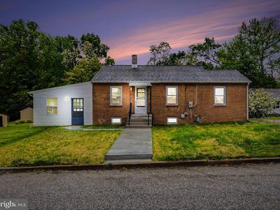 403 Edmund St