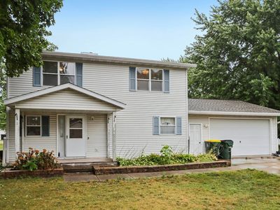 S8007 Maple Park Rd