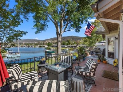 1233 Camino Del Lago