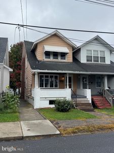 153 S 3rd St