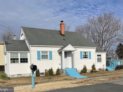 221 Madison St