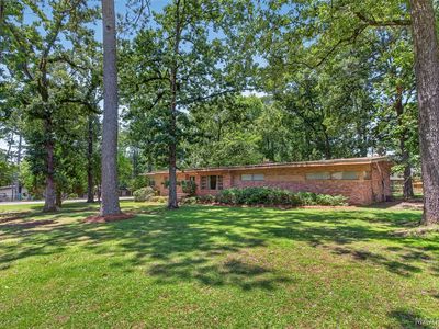 1830 Hillwood Dr