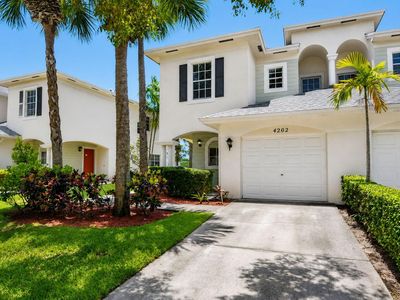 4202 Emerald Vista