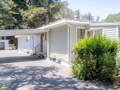 5718 Henning Road