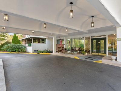 1414 Continental Dr APT 305