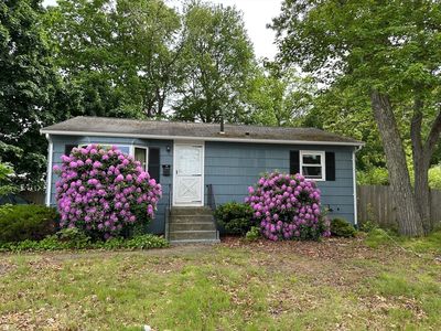 22 Brookside Rd