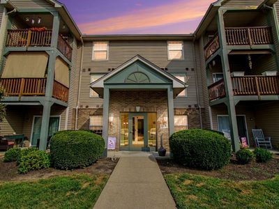 4941 N Arbor Woods Court