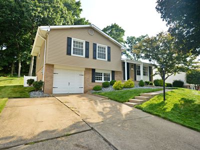 214 Wessex Hills Dr