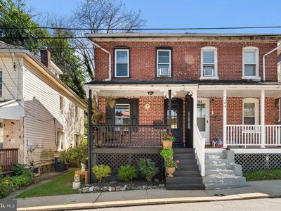 162 E Church St