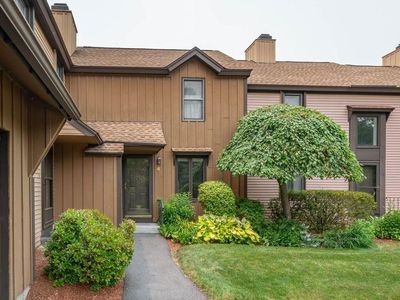 4 Quarry Circle Drive #4