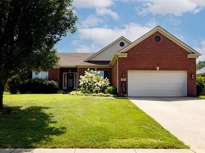 806 Aristides Dr