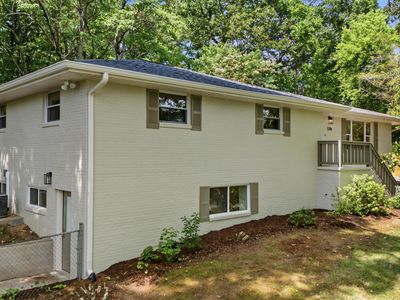 1206 Clermont Dr