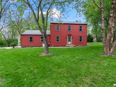 Property at 38 Wedgewood Ln, Girard, IL