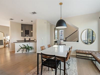 4703 Munger Ave UNIT 107