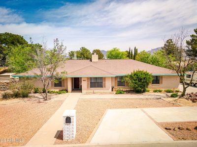 4937 Vista Grande Cir