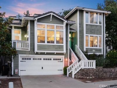 2114 Laura Dr