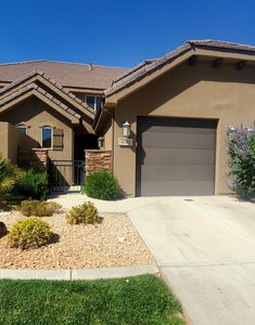 4205 E Torrey Pines Dr