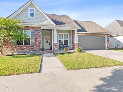 213 Oak Path Dr