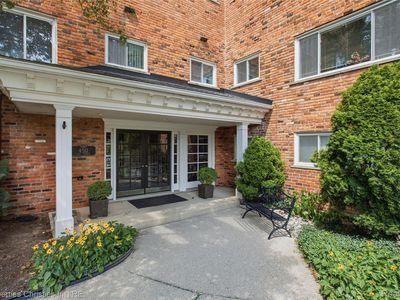 450 Oak Ave APT 203